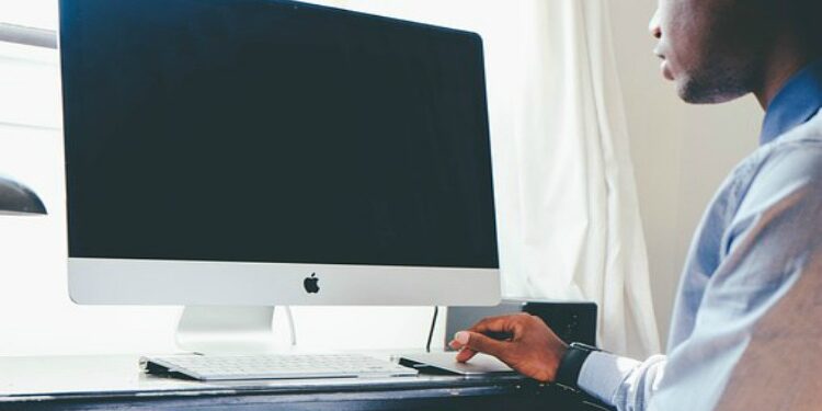 What Are The Different Jobs Performed By An IT Consultant